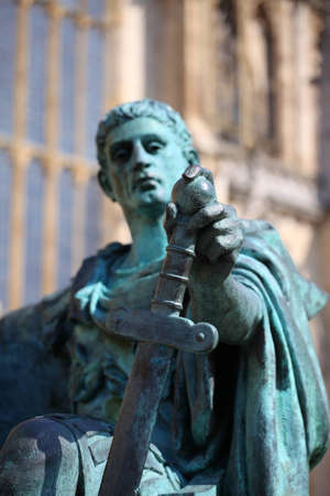 A bronze statue of the Roman emperor Constantine outside York Minster in Englandのeditorial素材