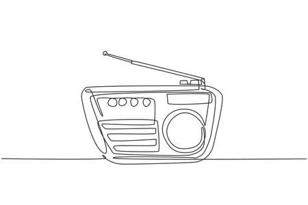 One continuous line drawing of retro old fashioned radio. Classic vintage analog broadcaster technology concept. Trendy single line graphic draw design vector illustrationのイラスト素材