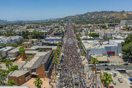 Aerial view of huge crowds on Sunset Boulevard during Black Lives Matter protests in Los Angelesのeditorial素材