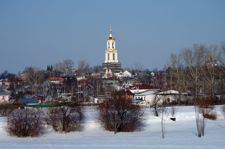 SUZDAL, RUSSIA - February 21, 2015: Winter day in the Russian cityのeditorial素材