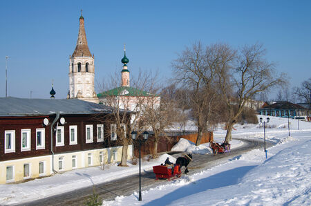 SUZDAL, RUSSIA - February 21, 2015: Winter day in the Russian cityのeditorial素材