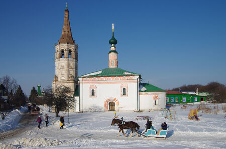 SUZDAL, RUSSIA - February 21, 2015: Winter day in the Russian cityのeditorial素材