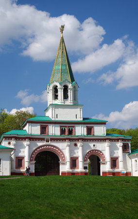 MOSCOW, RUSSIA - MAY, 2016: Kolomenskoye Estate in spring dayのeditorial素材