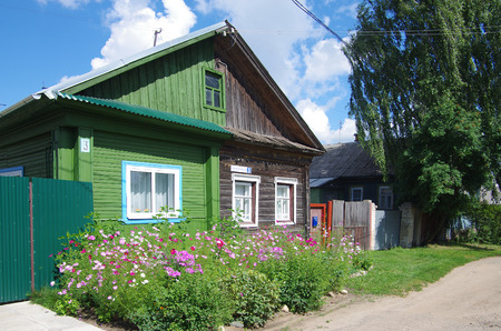 KOSTROMA, RUSSIA - July, 2016: The streets of the old city on a sunny summer dayのeditorial素材