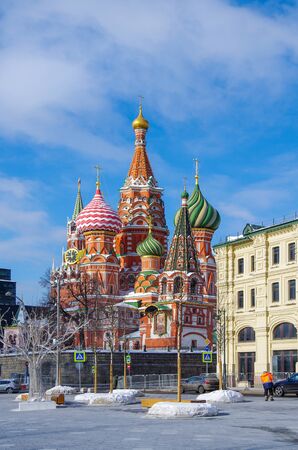 MOSCOW, RUSSIA - February, 2018: Saint Basil's Cathedral, view from Zaryadye Parkのeditorial素材