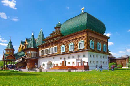 MOSCOW, RUSSIA - MAY, 2017: Palace of Tsar Alexei Mikhailovich in Kolomenskoye in spring dayのeditorial素材