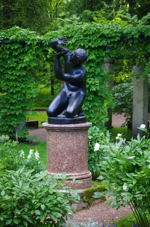 LOMONOSOV, ST. PETERSBURG, RUSSIA - August, 2017: Oranienbaum Palace and Park Ensemble. Sculpture in the parkのeditorial素材