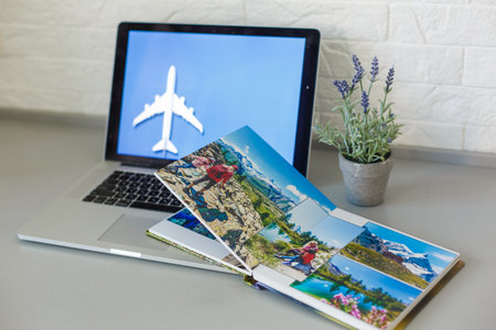 e-commerce concept travel online on laptopの写真素材