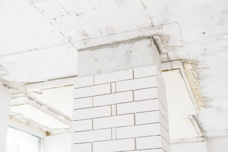 Installation of ceiling of gypsum board