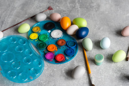 colouring eggs for eastertime at home