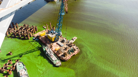 construction of an iron bridge near the dnieper river in kievの写真素材