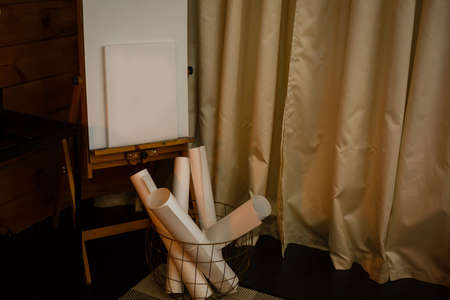 A bedroom with a shower curtainの写真素材