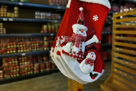 to the Christmas tree decor store
