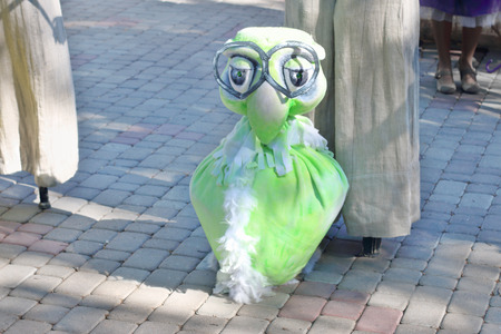 PERM, RUSSIA - JUN, 23, 2014: Green bird puppet at show of Perm Puppet theater in Gorky Parkのeditorial素材