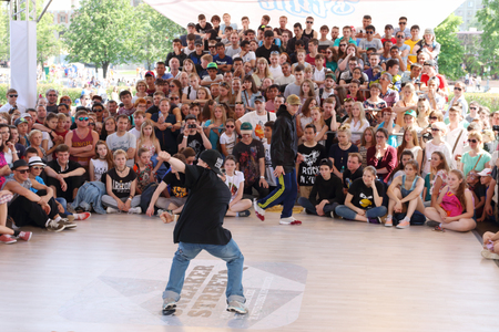 PERM, RUSSIA - JUN 12, 2016: Guy dances at Street fight festival on street stage during Day of Russia holiday, this is public eventのeditorial素材