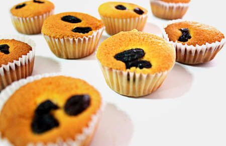 muffins with raisins toppingの素材