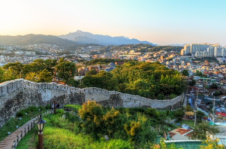 Hanyangdoseong, a fortress wall in Seoul city in Korea. It was the boundaries of hanyang, the capital city in Joseon dynasty.の写真素材
