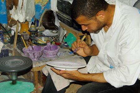 Draftsman and painter of ceramics at Fez in Moroccoのeditorial素材