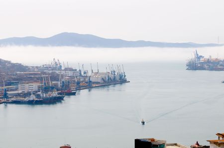 Vladivostok. Golden Horn Bay. Cap Mistのeditorial素材