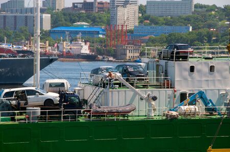 Unloading of Japanese cars from the ferry, came from Japanのeditorial素材