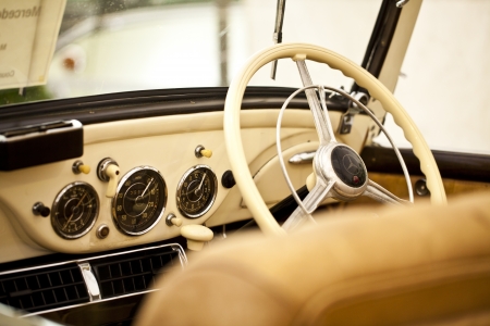 PATHUMTHANI - JUNE 23 : The vintage car Mercedes-Benz, original car in Geramany showed in event of The 37th Vintage Car Concours on June 23, 2013. Pathunthani, Thailandのeditorial素材