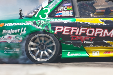 NONTHABURI THAILAND-JUNE 30 : Davide D., Thai driver from Ptt Performag Team in D1 Grand Prix Series Thailand Professional Drift on June 30, 2013 in Nonthaburi, Thailand.のeditorial素材