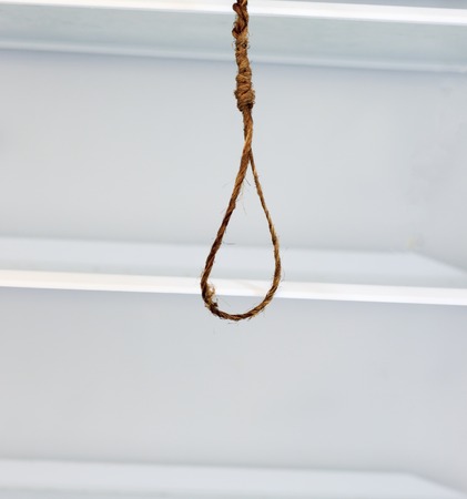The refrigerator is empty. There is nothing. the shelves are dirty. The focus of attention is the rope-shaped loop. You are strapped to the refrigerator dead loop.の写真素材