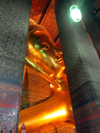Stock Photo: Reclining Buddha, Wat Pho, Bangkok, Thailand の写真素材