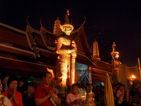 BANGKOK-DEC. 5:Tourists enjoy the special night at the Grand Palace on December 5, 2011 in Bangkok.It was built in 1782.The home of the King, the Royal court and the administrative seat of government.   のeditorial素材