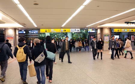 Yokohama, Japan - November 27  people who cross train station in Yokohama in November 27, 2013, the largest and busiest in the city, also with connections all over the country のeditorial素材