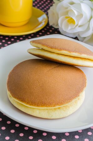 Pancake in white dishの写真素材
