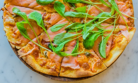 Pizza smoke salmonの写真素材