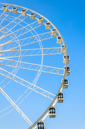 Ferris wheel in the parkの写真素材