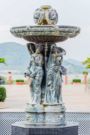Fountain in the parkの写真素材