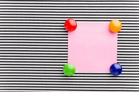 Magnet paper note