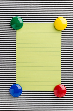 Magnet paper note