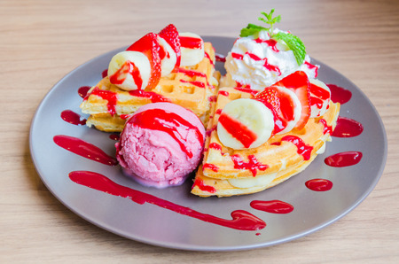 Strawberry banana pancakeの写真素材