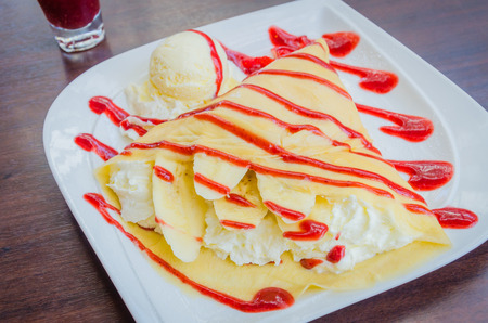 Strawberry crepe dessertの写真素材