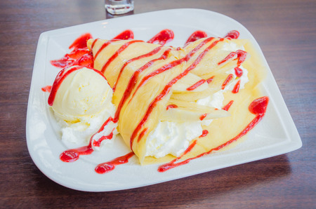 Strawberry crepe dessertの写真素材