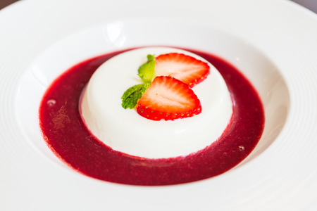 Panna cotta strawberry - dessert foodの写真素材