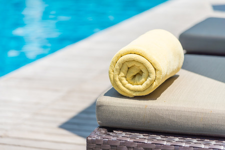 Towel bed pool