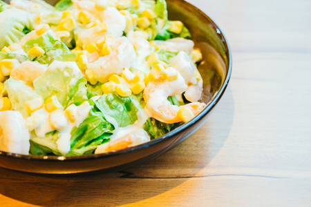 Fresh shrimp or prawn with vegetable salad - Healthy food styleの写真素材