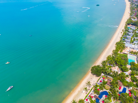 Aerial view of beautiful tropical beach and sea with palm and other tree in koh samui island for travel and vacationの写真素材