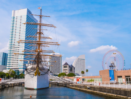 YOKOHAMA JAPAN - JULY 25 2018 : Beautiful Nippon-maru A sailing boat with blue sky in Yokohama city Japanのeditorial素材