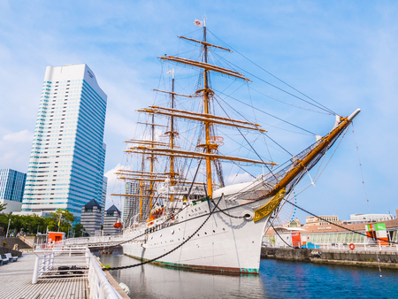 YOKOHAMA JAPAN - JULY 25 2018 : Beautiful Nippon-maru A sailing boat with blue sky in Yokohama city Japanのeditorial素材