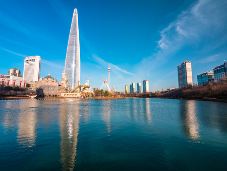 Seoul, South Korea : 8 December 2018 Beautiful architecture building Lotte tower is the one of landmark in Seoul Cityのeditorial素材
