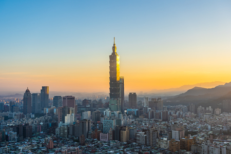 Beautiful architecture building taipei city skyline at sunset in Taiwanのeditorial素材
