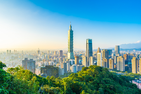 Beautiful landscape and cityscape of taipei 101 building and architecture in the city skyline with bluesky and white cloud at Taiwanのeditorial素材