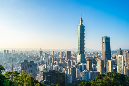 Beautiful landscape and cityscape of taipei 101 building and architecture in the city skyline with bluesky and white cloud at Taiwanのeditorial素材
