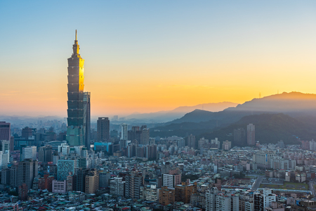 Beautiful architecture building taipei city skyline at sunset in Taiwanのeditorial素材